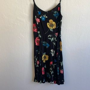 NWT Old Navy brand, size small dress, floral
